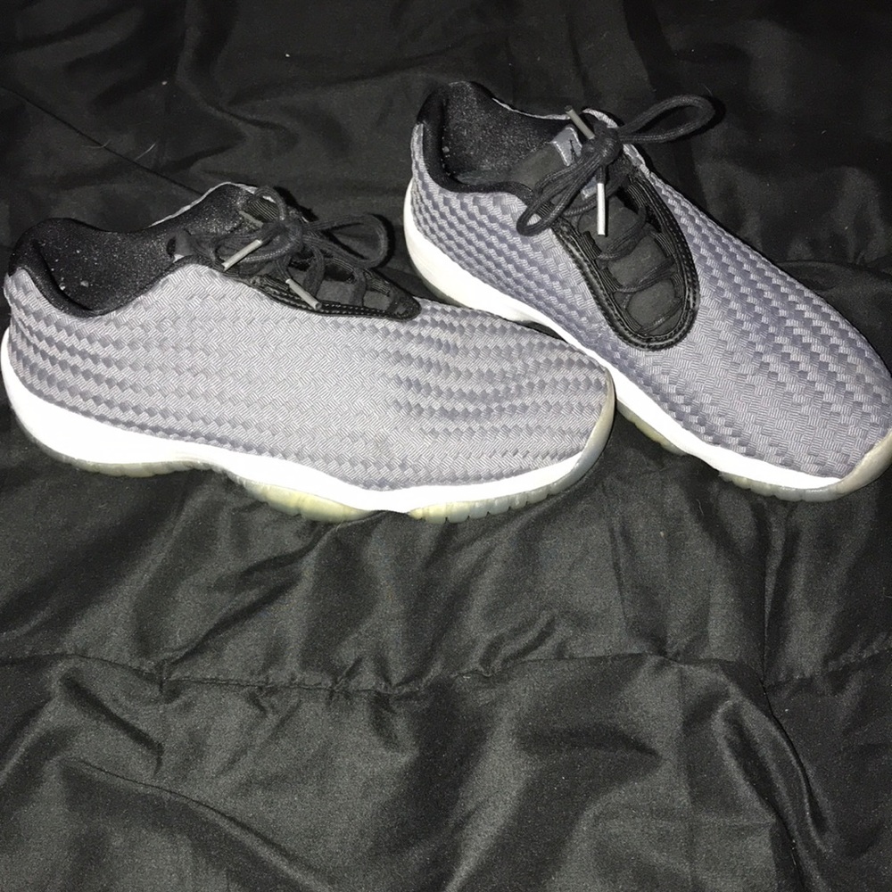 jordan future low